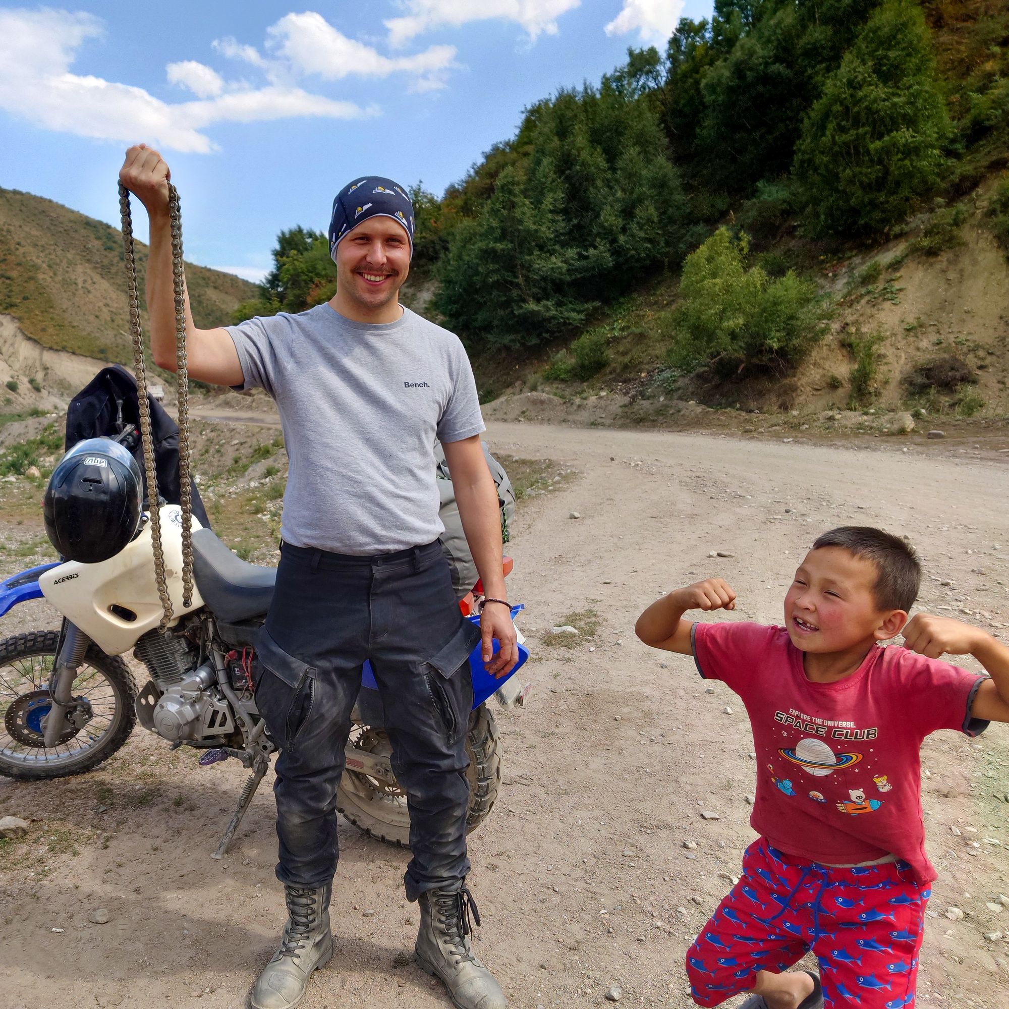 Džigitai Kirgizijoje. Trūkusi grandinė ir mažesnės bėdos